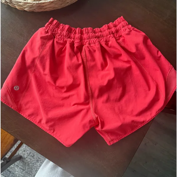 Lululemon Shorts Hotty Hot - Image 2