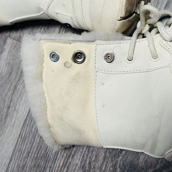 Fila Disruptor Lug Boot Winter White Faux Fur Trim‎ Lace Up Ankle Boots Size 7 - Image 8