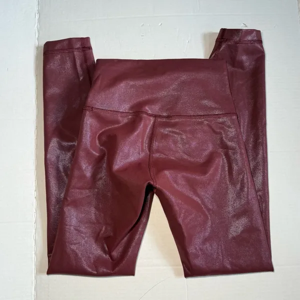 Lululemon Wunder Train High-Rise Tight 25" in Radiate Foil Print Red Merlot - Image 4