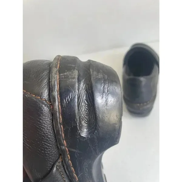Women's BOC Black Leather Clogs Size 7‎ GUC! - Image 5