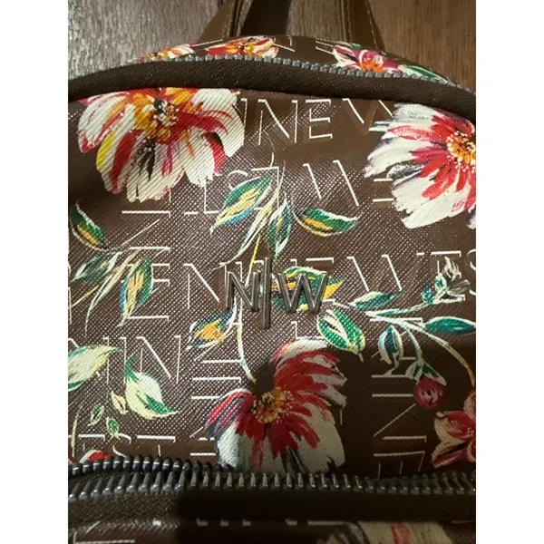 Small Nine West floral purse backpack. Minor flaw‎ on back in pictures. - Image 2