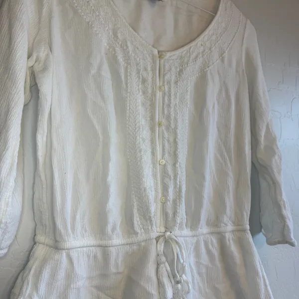 Aerie White Gauze Boho Romper M Long Sleeve Eyelet Lace Button Front Festival - Image 4