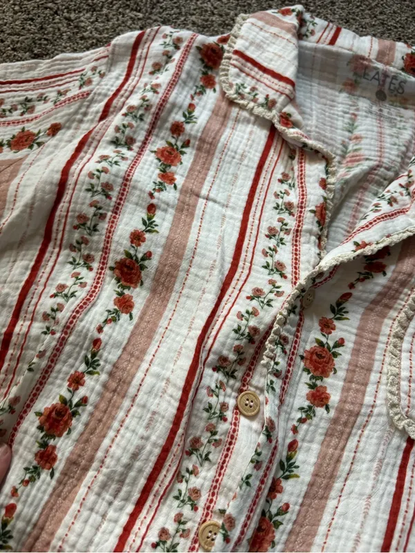 Lates by Kate Bamboo Gauze Women's Pink Floral Stripe Short Pajama Set - Image 5