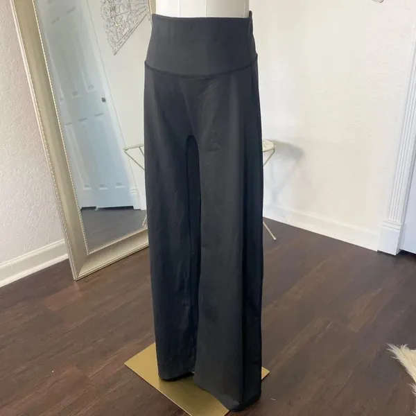 NWOT Pobodo High Waisted Yoga Casual Wide Leg Pants Size M Black - Image 2