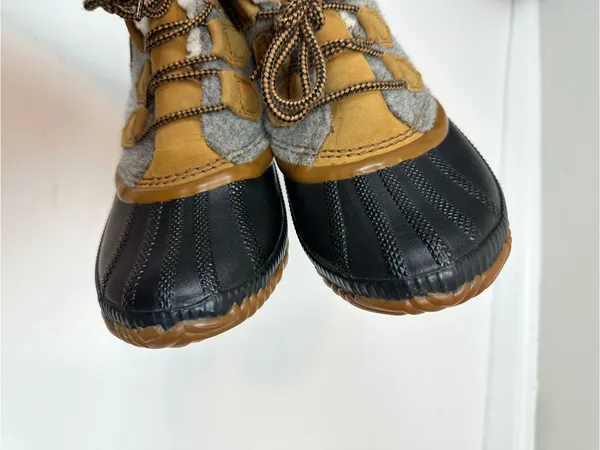 Sorel Out N About Plus Fleece Quarry Waterproof Duck Ankle Boots Size 7.5 - Image 10