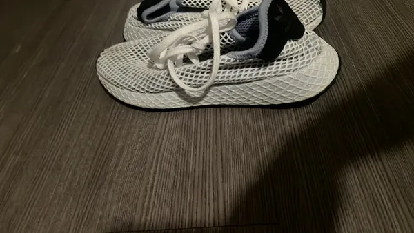 Adidas Deerupt Sneakers Women’s - Image 2