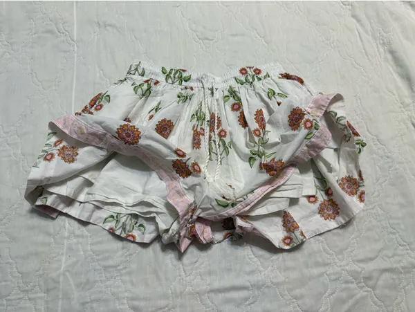 Old Navy Shorts - Image 2