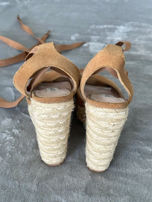 Steve Madden Secret Wedge in Camel Suede - Image 3