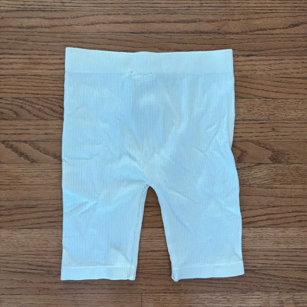 Zara bike shorts - Image 3