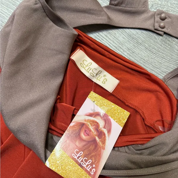 •LULU’S• ORANGE & TAN DRESS - Image 6