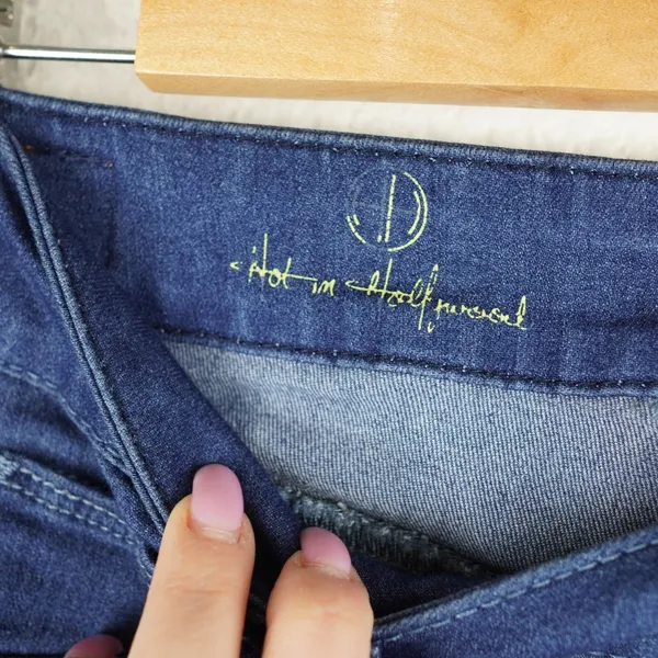 Hot in Hollywood Girlfriend Jeans Women Size M Blue Flare Leg Denim PA629616INV - Image 7
