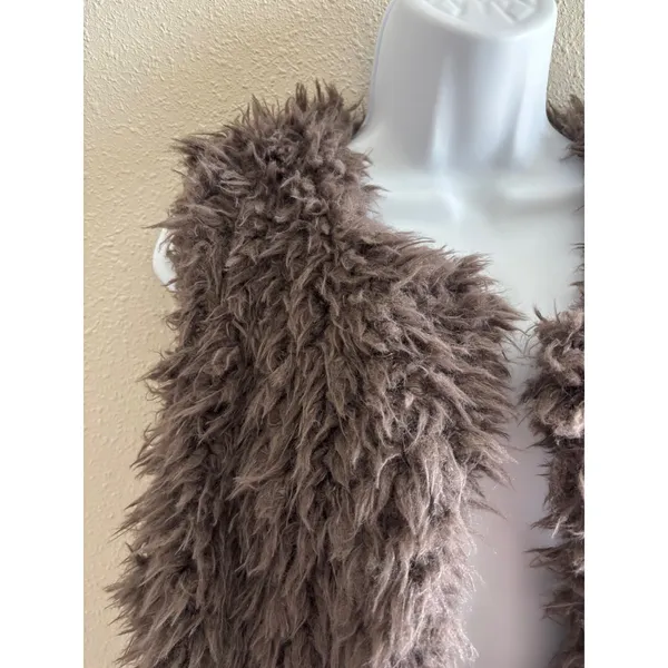 NWT Uncle Frank Faux Fur Vest XL Brown Shaggy Boho Glam‎ Open Front - Image 4