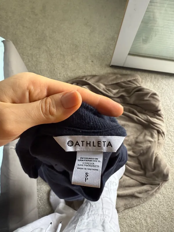 Oversized Athleta Sweatshirt - Image 4