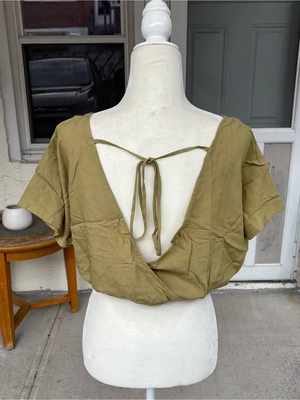 Forever 21 Crop top Size M - Image 2