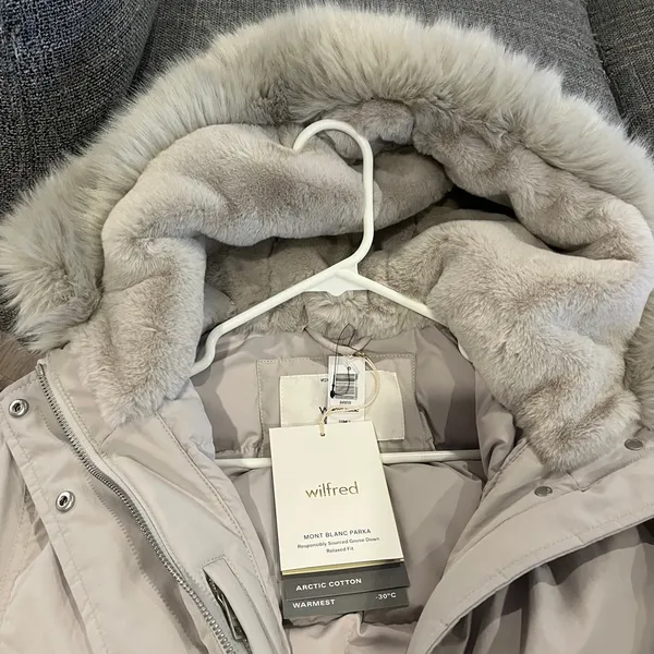 Wilfred Mont Blanc Parka - New with tags - Size S - Aritzia Jacket - Image 8