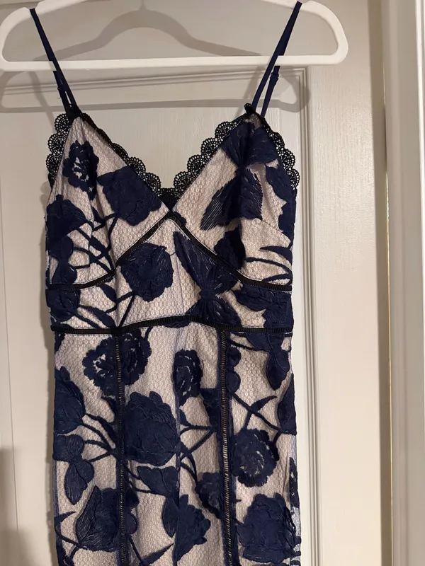 Lulus Lace Blue and Nude Cocktail or Evening Dress - Image 4