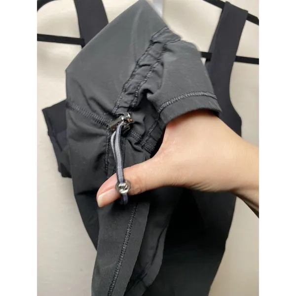 Lululemon Run‎ Chase Me Tank Top SZ 8 Black Adjustable Hem Active Running Yoga - Image 7