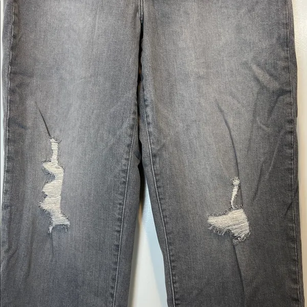 Old Navy Women's Gray Hi rise O.G. Loose jeans size 14 Tall. - Image 5