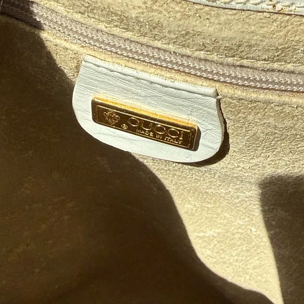GUCCI | Vintage Ophidia Elegant White Bucket Bag - Image 7