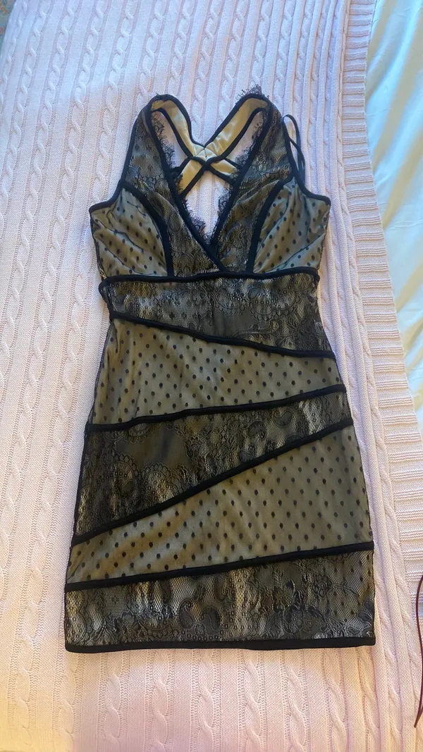 Arden B Black And Lace Semi-Formal Dress - Image 4