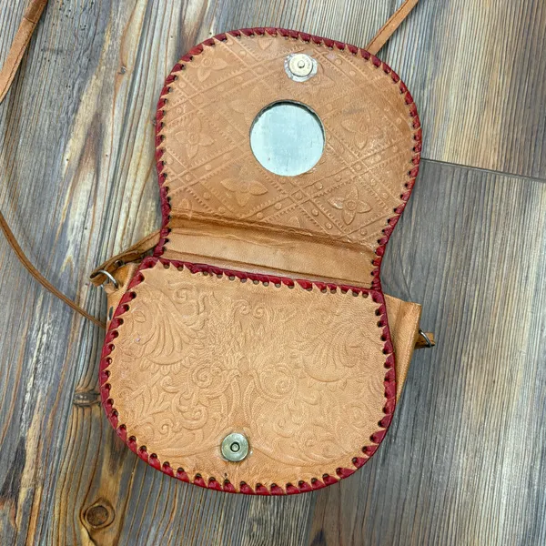 Vintage 70s/80s Thai Painted Leather Crossbody Purse - Image 5