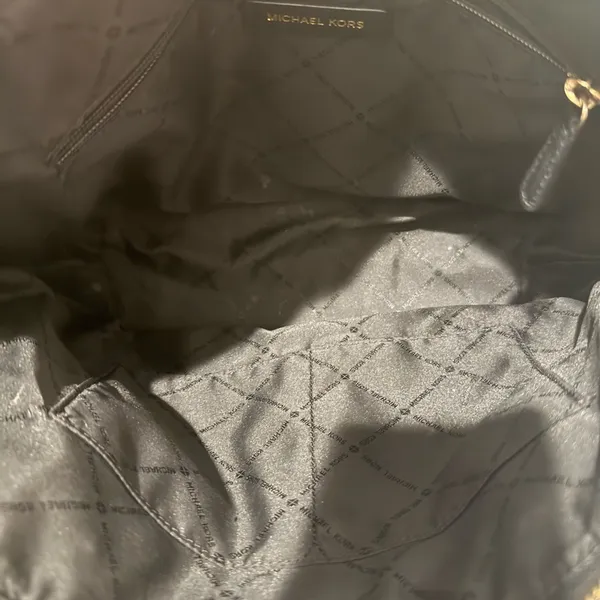 MICHAEL KORS Jet Set East West Top Zip Tote Bag Saffiano Leather Black - Image 10