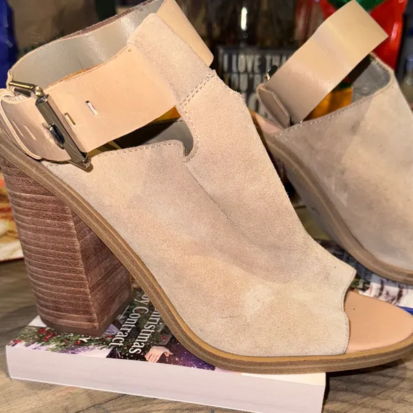 Marc Fisher Beige Open-Toe Heeled‎ Sandals - Image 2