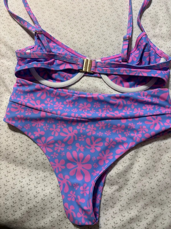 Kulani Kinis woman’s bikini - Image 2