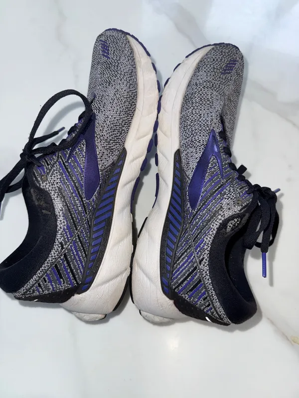 Brooks Gray and Purple Women's Running Shoes - Image 6