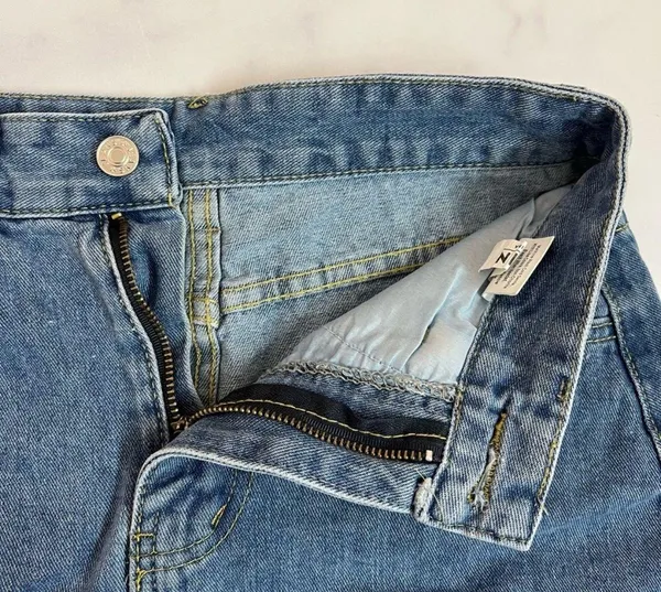 Blue Denim Mini Skirt High Waisted Y2K Skirt Size Small - Image 3