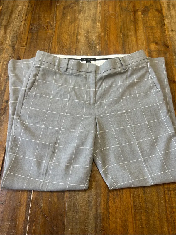 Ann Taylor Gray Windowpane Cropped Dress Pants - Image 5