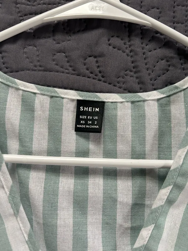 Green and white striped blouse Size XS - Image 2
