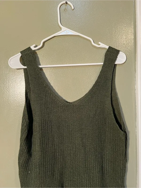 Women’s Size Large Sleeveless Sweater Reversible Scoop Neck V-Neck Knit Green - Image 6