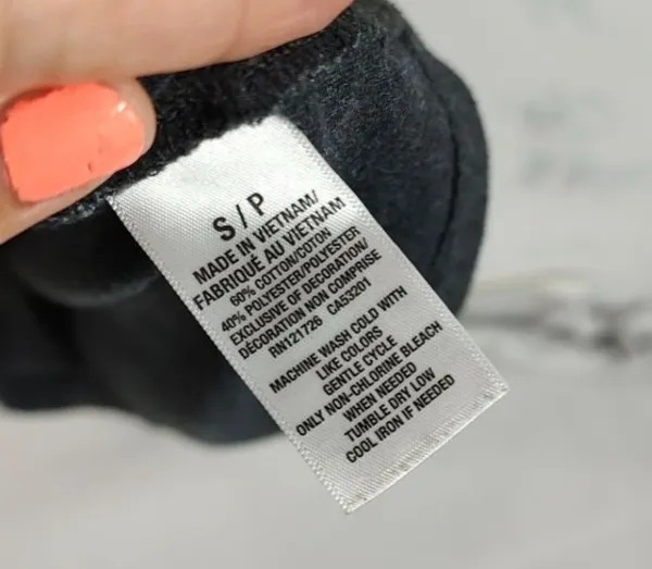 Aeropostale Y2K Gray Tee - Image 6