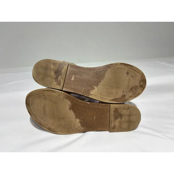 Steve Madden gold flat sandals  Size 8 - Image 8