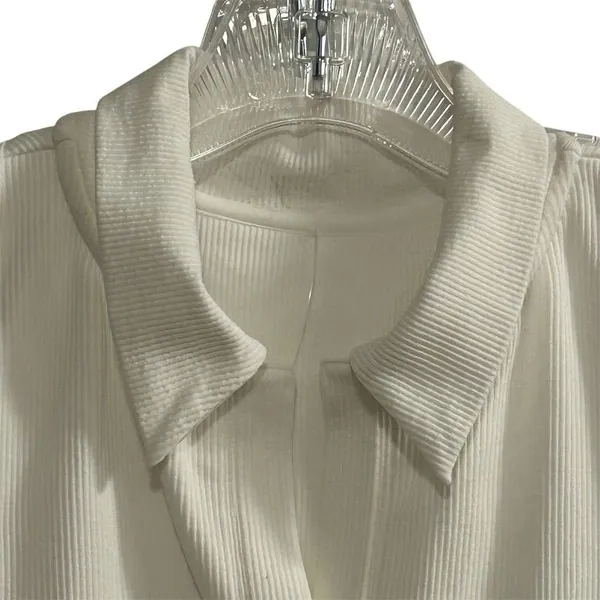 Athleta Women's White Cropped Tank Top Size M‎ - Image 10