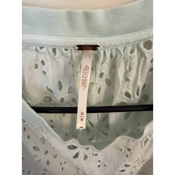 Free‎ People Women's Sadler Mini Dress Eyelet Fabric Ruffle Hem Boho Size Medium - Image 4