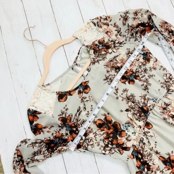 Charlotte Ruse‎ Floral Elastic Waist Size XS - Image 6