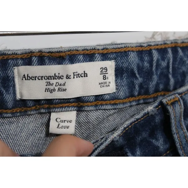 Abercrombie & Fitch Curve Love The Dad High Rise Blue Light Wash Jeans Size 30 8 - Image 3