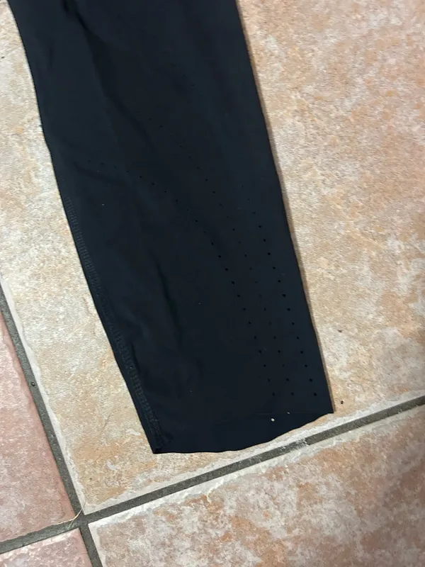 All in Motion Leggings 7/8 Black - Image 3