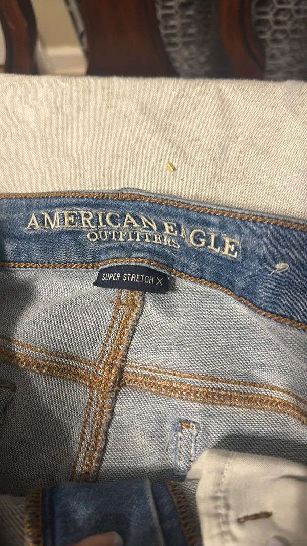 American Eagle Jeans - Image 4
