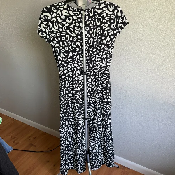 Modcloth Jumpsuit Cropped Bold Nation Snow Leopard Animal Print Black White 4 - Image 4