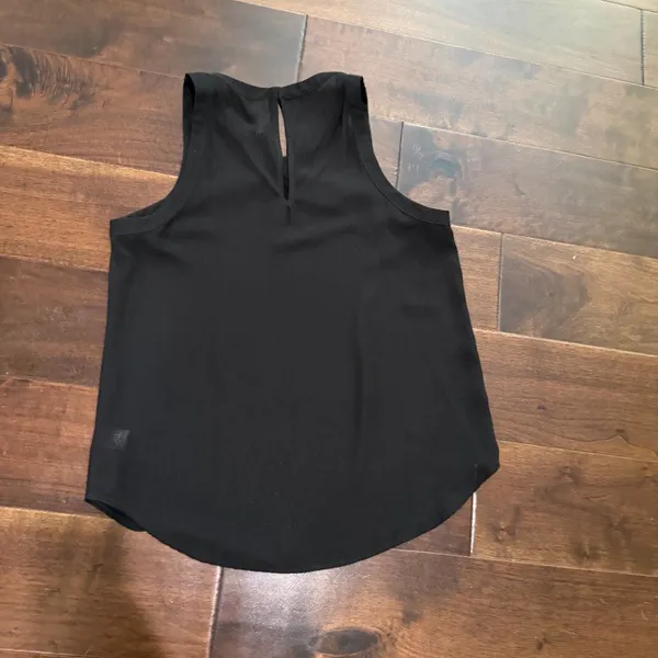Bellatrix Metallic Beaded Cut Out Criss Cross Tank Top Black Size Medium - Image 6