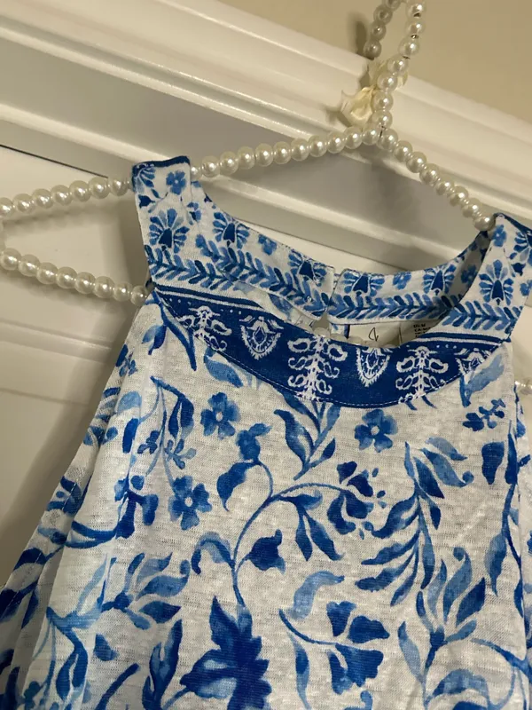 Joie Blue & White 2 pc shorts set - Image 3