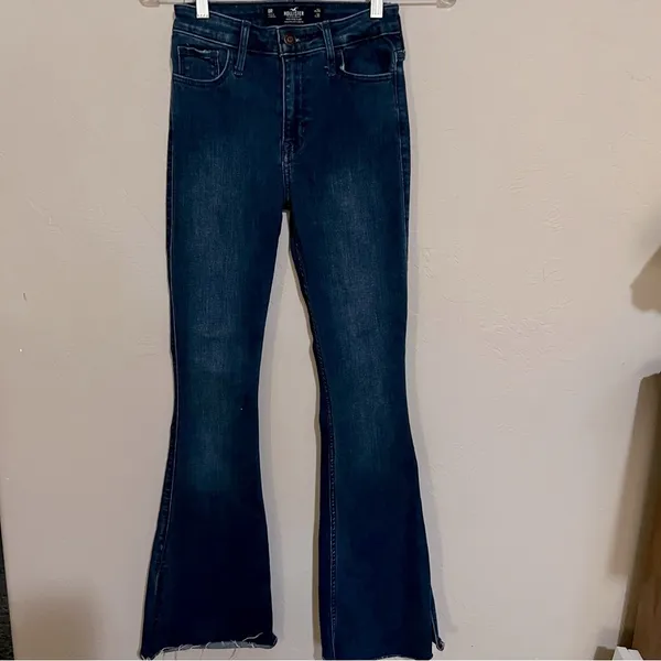 Hollister High Rise Flare Raw Hem Denim Jeans‎ - Image 3