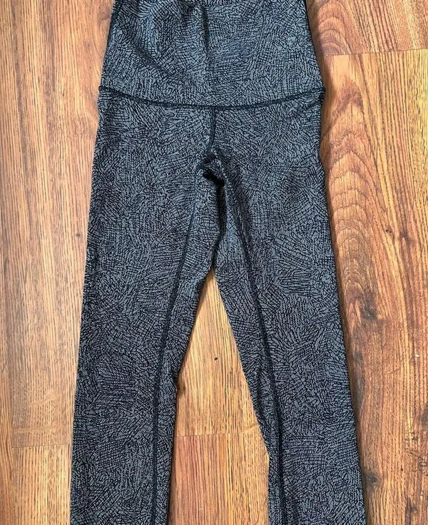 Lululemon leggings - Image 3