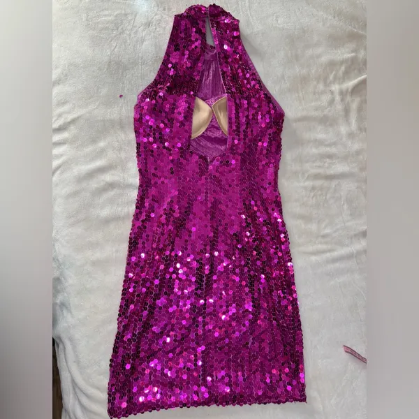 Papell Boutique Fuchsia Sequin Dress - Image 5