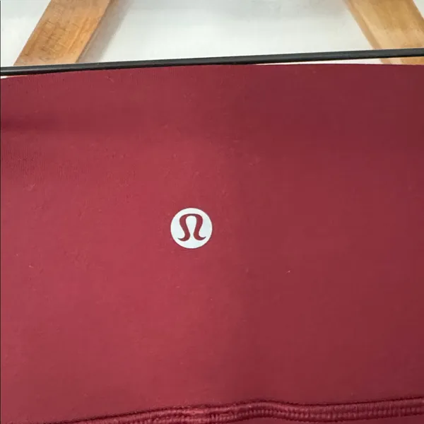 Lululemon Bike Shorts Deep Red Burgundy Size 4 - Image 3