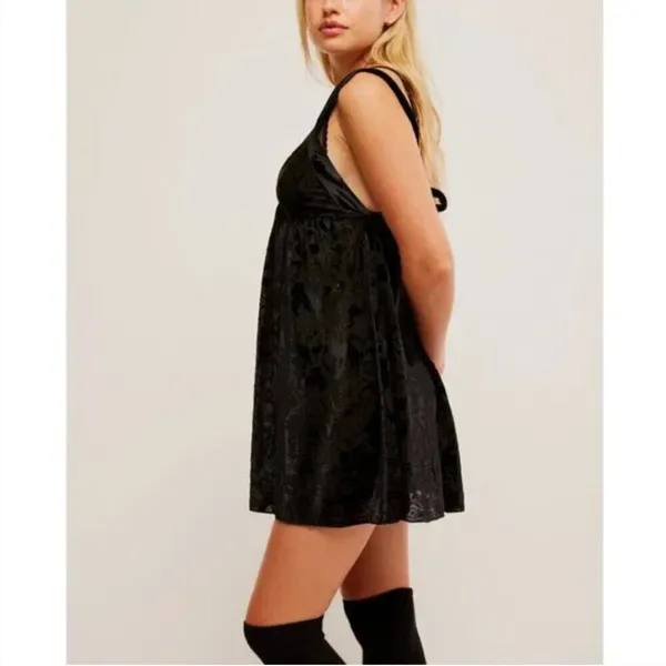 FREE PEOPLE NWT Snow Angel Mini Slip / Black Combo - S - Image 2