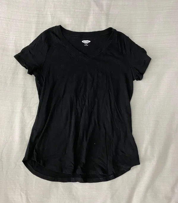 Old Navy Black V Neck Shirt - Image 3